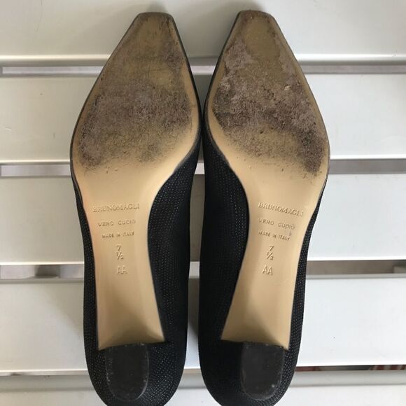 ❤️ BRUNO MAGLI Short Heels❤️ - Picture 6 of 8